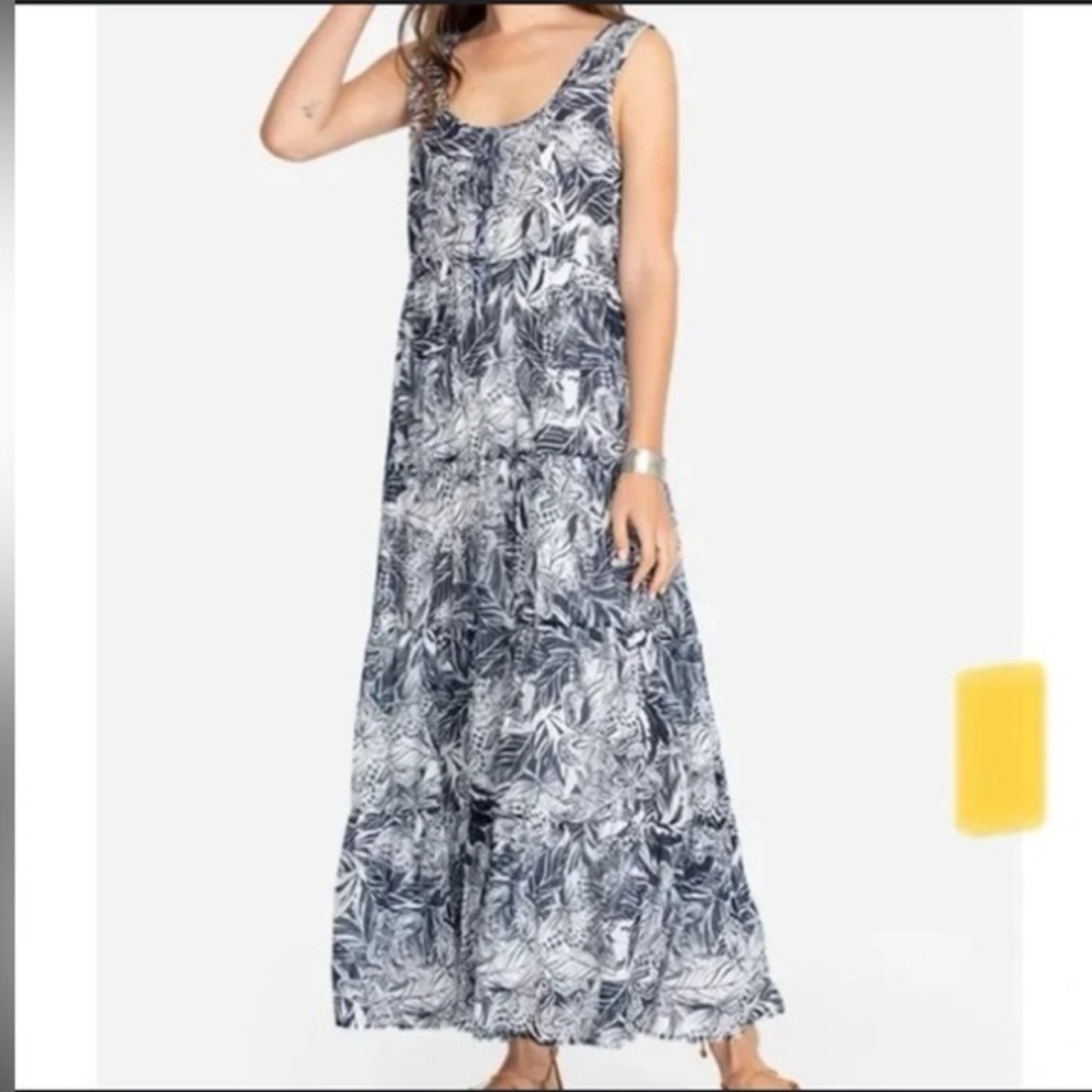 Navy And White Sleeveless Floral Midi Dress